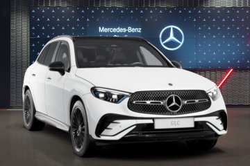 GLC 300 4MATIC Pakiet AMG Premium Dach panoramiczny KEYLESS-GO